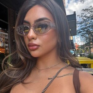 Meet your Posher, Keyri